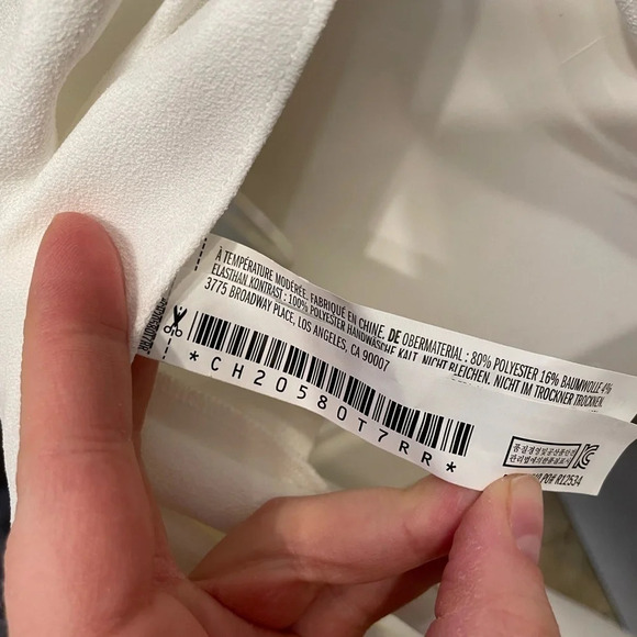 After Market | Women’s White Lightweight Cross Back Strappy Split Tank XS Hi-lo - Picture 5 of 5